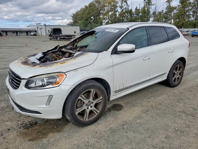 YV4902RD6F2****** 2015 Volvo XC60