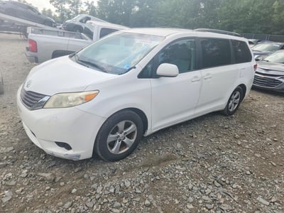 2011 Toyota Sienna