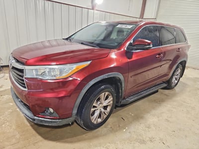 5TDZKRFH7FS****** 2015 Toyota Highlander