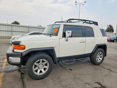 JTEBU4BF6EK****** 2014 Toyota FJ Cruiser