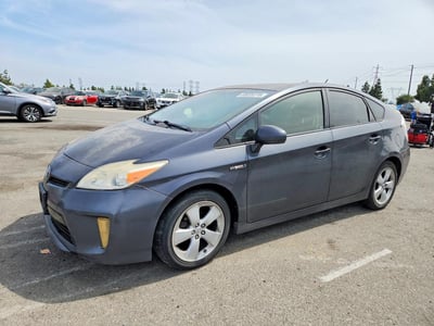 JTDKN3DU0F1****** 2015 Toyota Prius