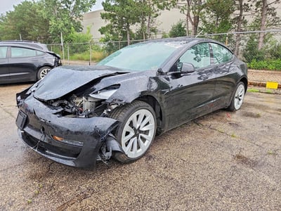 5YJ3E1EA1NF****** 2022 Tesla Model 3