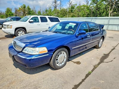 2008 Lincoln Town Car
