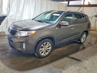 5XYKUDA79FG****** 2015 Kia Sorento