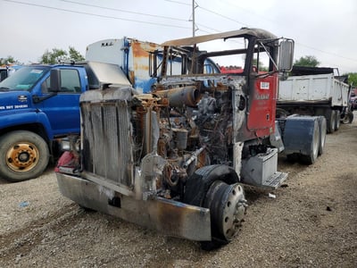 1XPFDU9X4XN****** 1999 Peterbilt 378