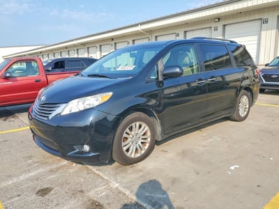5TDYK3DC6FS****** 2015 Toyota Sienna