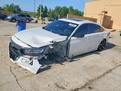 1HGCV2F34JA****** 2018 Honda Accord