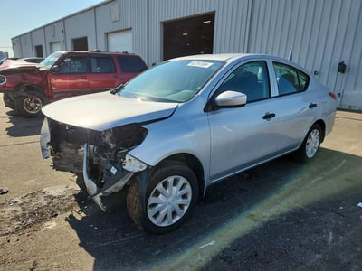 2018 Nissan Versa