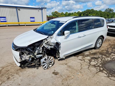 2C4RC1BG4HR****** 2017 Chrysler Pacifica