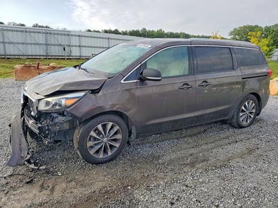 KNDMC5C17H6****** 2017 Kia Sedona
