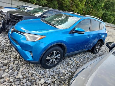 2T3RFREV0JW****** 2018 Toyota RAV4