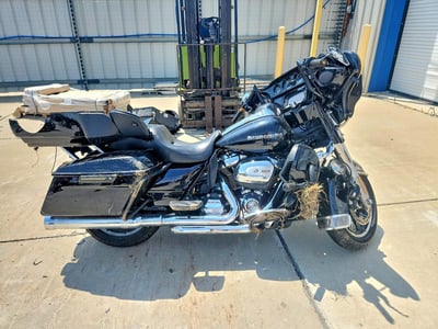 1HD1KED18JB****** 2018 Harley-Davidson FLHTK