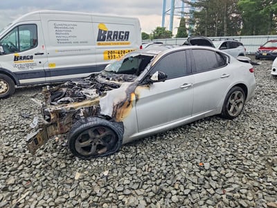 ZARFAEDN2J7****** 2018 Alfa Romeo Giulia