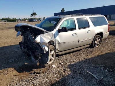1GNUKJE36AR****** 2010 Chevrolet Suburban