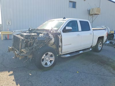 3GCUKREC0JG****** 2018 Chevrolet Silverado 1500