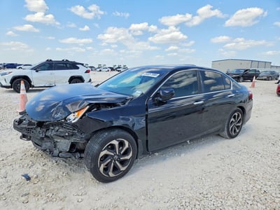 1HGCR2F76HA****** 2017 Honda Accord
