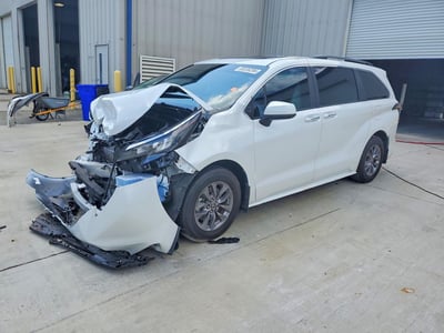 5TDJRKEC2SS****** 2025 Toyota Sienna Hybrid