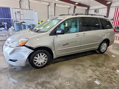5TDKK4CC9AS****** 2010 Toyota Sienna