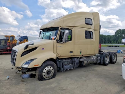 4V4NC9EH2LN****** 2020 Volvo VNL