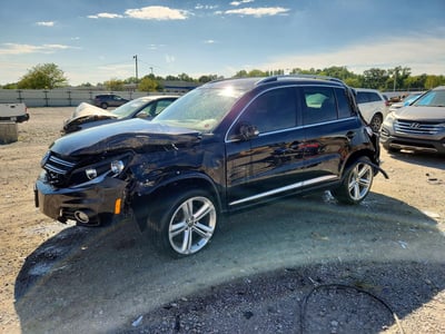 WVGBV7AX9GW****** 2016 Volkswagen Tiguan