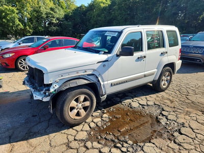 1C4PJMAK0CW****** 2012 Jeep Liberty