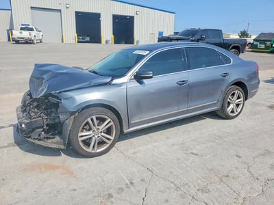 1VWCV7A36FC****** 2015 Volkswagen Passat