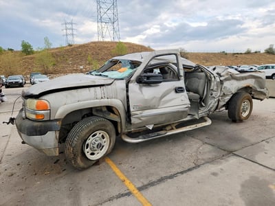 1GTHK23102F****** 2002 GMC Sierra 2500 HD
