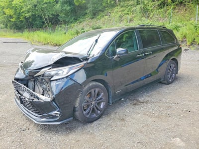 2021 Toyota Sienna Hybrid