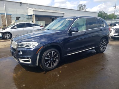 5UXKR0C52G0****** 2016 BMW X5