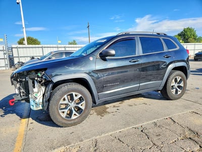 1C4PJMBS1GW****** 2016 Jeep Cherokee
