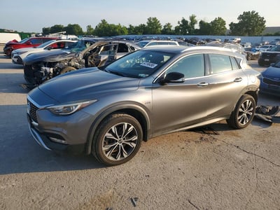 SJKCH5CR9HA****** 2017 Infiniti QX30