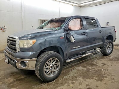 5TFDW5F17AX****** 2010 Toyota Tundra