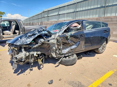 JM1GL1XYXJ1****** 2018 Mazda 6