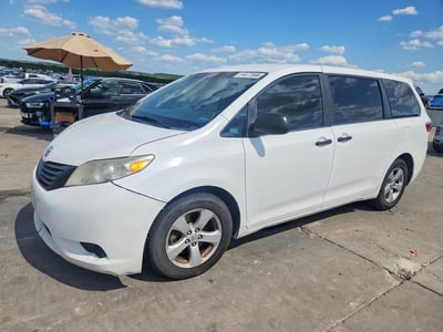 5TDZK3DC4FS****** 2015 Toyota Sienna