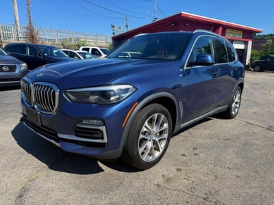 5UXCR6C53KL****** 2019 BMW X5