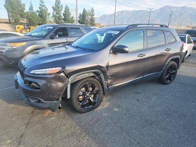 1C4PJLCX5JD****** 2018 Jeep Cherokee