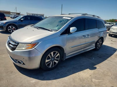 5FNRL5H94FB****** 2015 Honda Odyssey
