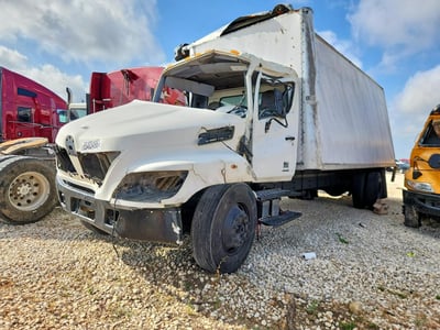 2007 Hino 268