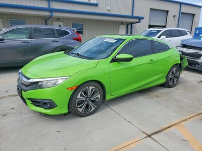 2HGFC3B79JH****** 2018 Honda Civic
