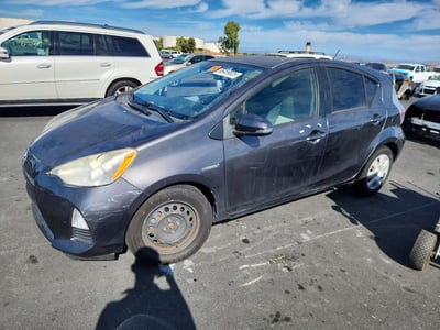 JTDKDTB39D1****** 2013 Toyota Prius C