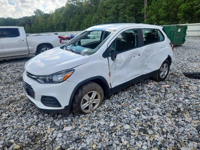 3GNCJNSB2JL****** 2018 Chevrolet Trax