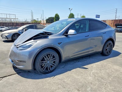 7SAYGDEE5RF****** 2024 Tesla Model Y