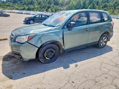 JF2SJAAC0JH****** 2018 Subaru Forester