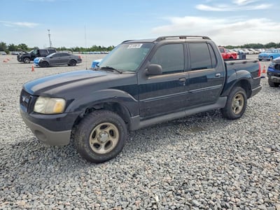 1FMZU67KX4U****** 2004 Ford Explorer