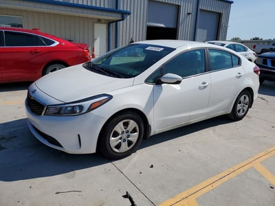 3KPFK4A78JE****** 2018 Kia Forte