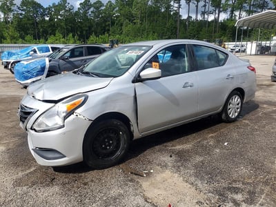 3N1CN7AP5JK****** 2018 Nissan Versa