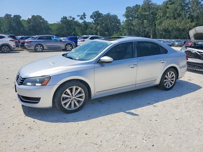 1VWCH7A37CC****** 2012 Volkswagen Passat