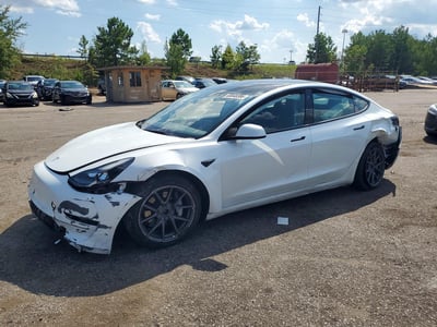 5YJ3E1EB9NF****** 2022 Tesla Model 3