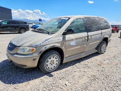 2C4GP44372R****** 2002 Chrysler Town & Country