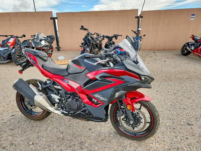 2025 Kawasaki Ninja 500